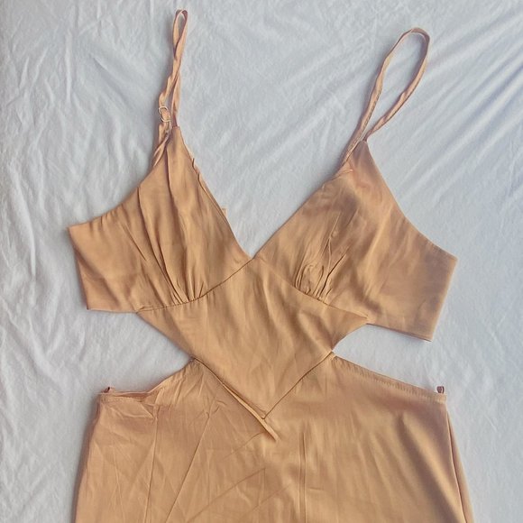 Women's Brown Silk Sleeveless V-Neckline Outdoor Party Long Maxi Dress - Picture 5 of 5